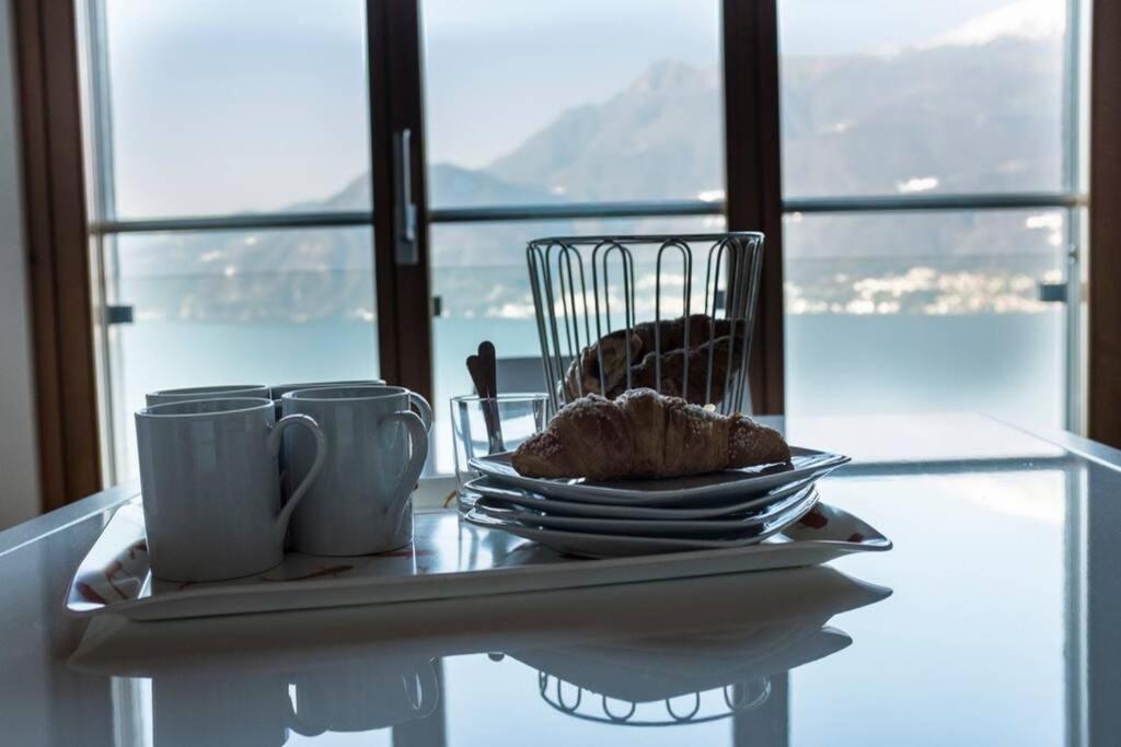 Beautiful Poolside And Stunning Lake View Gardenia Bellano Exteriér fotografie
